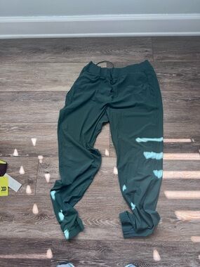 Dark Green Lightweight Jogger All In Motion